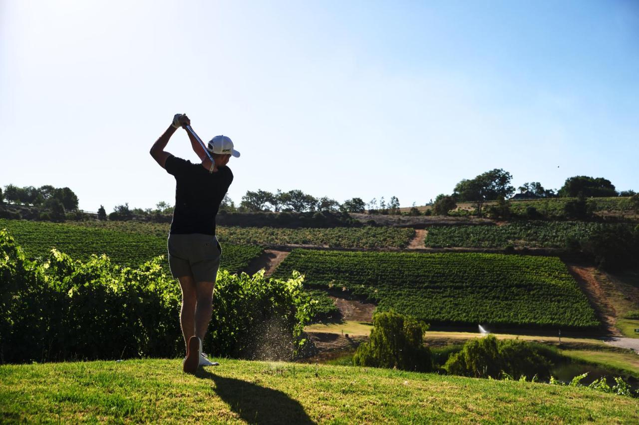 Alluvia Boutique Winery & Luxury Accommodation Stellenbosch Kültér fotó Golf course in the Rioja wine region
